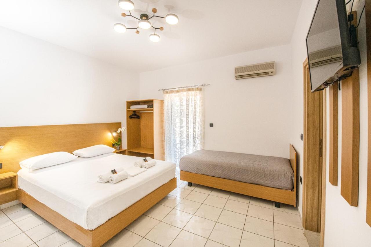 Smaroula Hotel Elafonisi Bagian luar foto