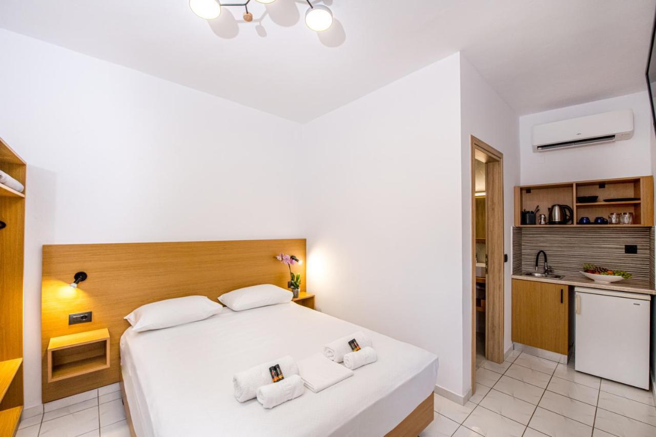 Smaroula Hotel Elafonisi Bagian luar foto